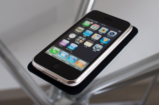 iPhone 3G (16GB White)